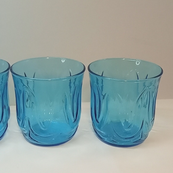Vintage teal blue Anchor Hocking Colonial Tulip glasses. Set: 4 No flaws - Picture 3 of 7